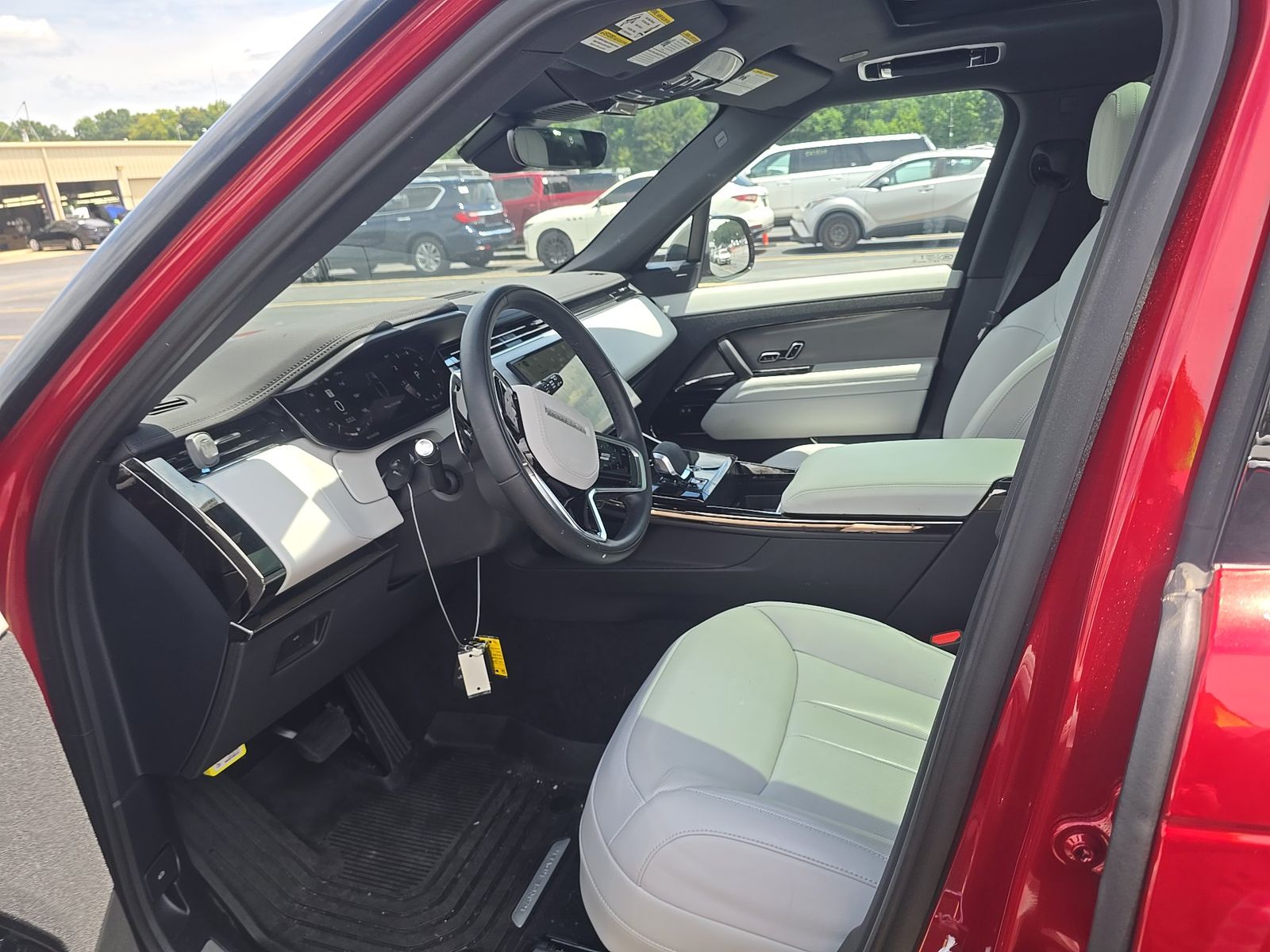 2025 Land Rover Range Rover Sport SE AWD