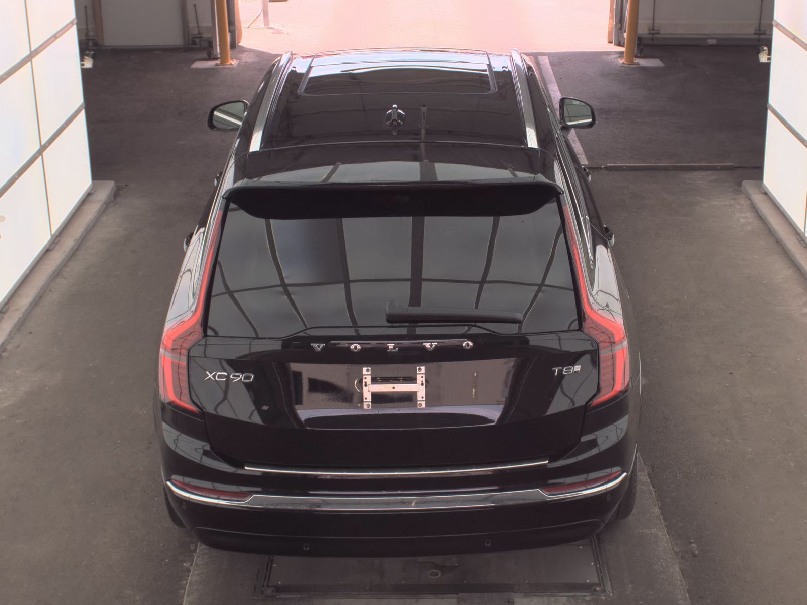2025 Volvo XC90 Plug-In Hybrid T8 Plus AWD