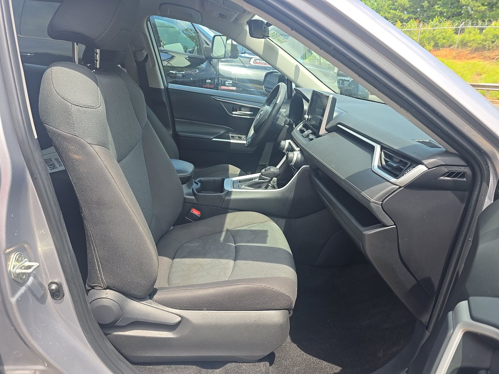 2024 Toyota RAV4 XLE FWD