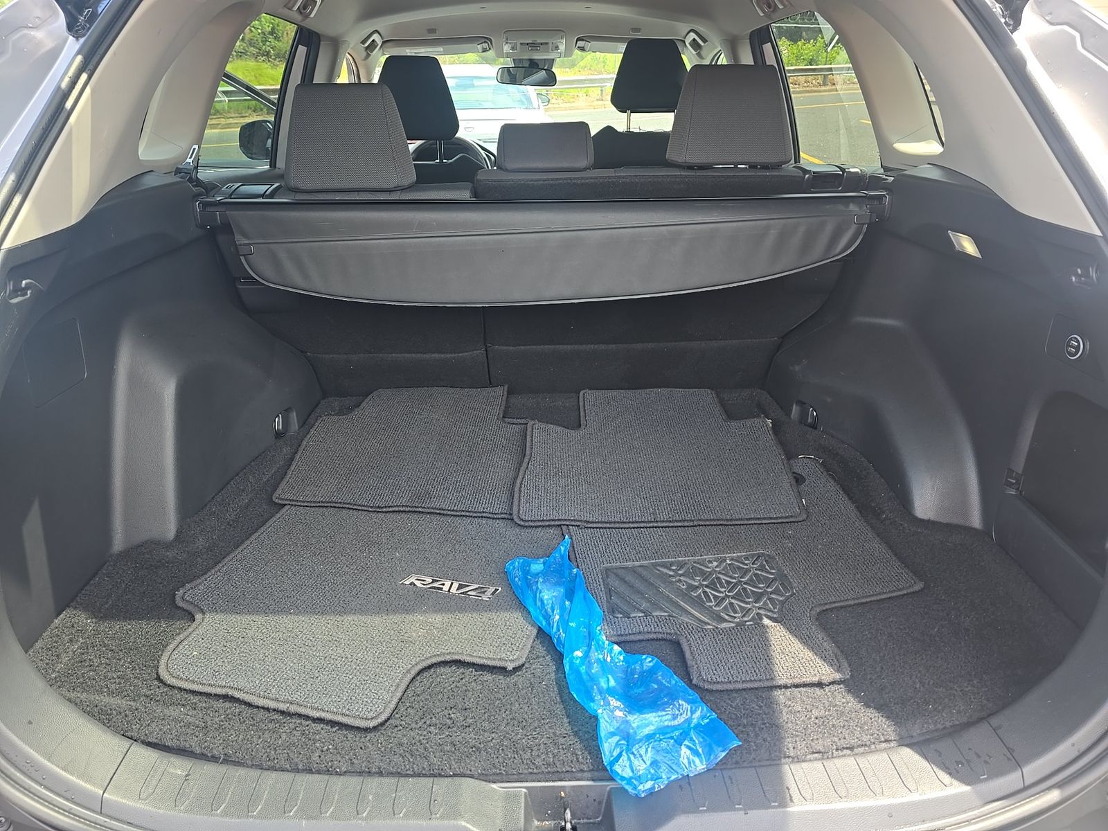 2024 Toyota RAV4 XLE FWD