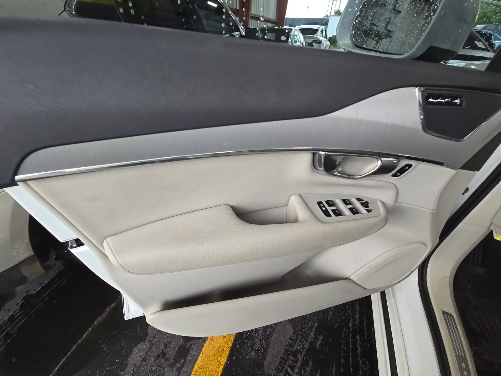 2021 Volvo XC90 T5 Momentum FWD