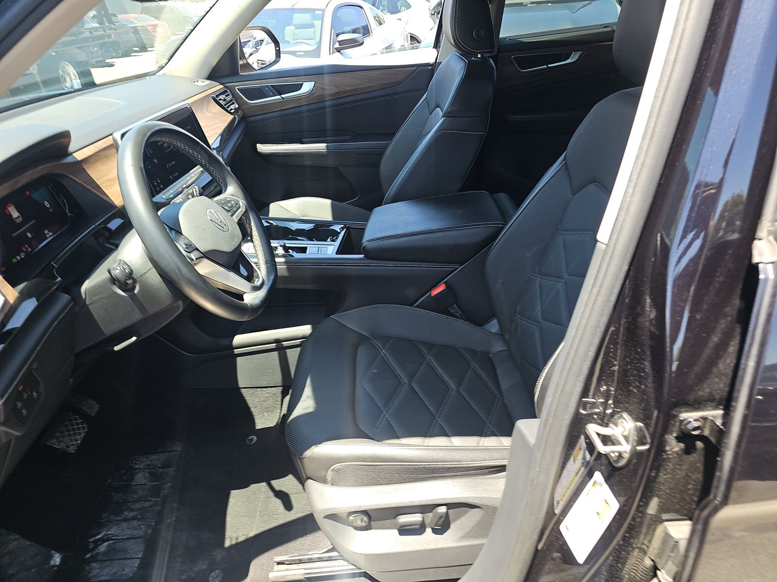 2024 Volkswagen Atlas 2.0T SE FWD