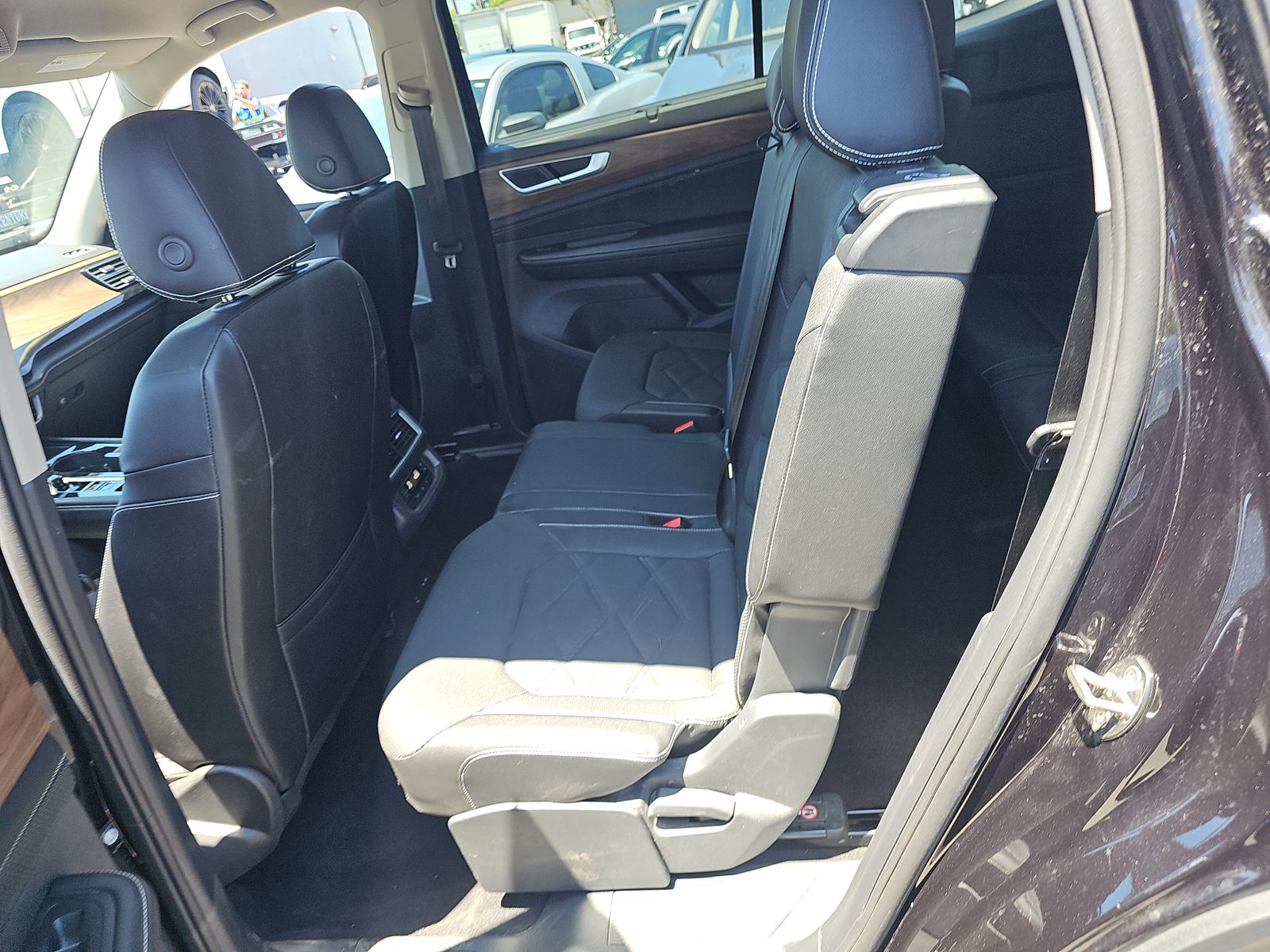 2024 Volkswagen Atlas 2.0T SE FWD