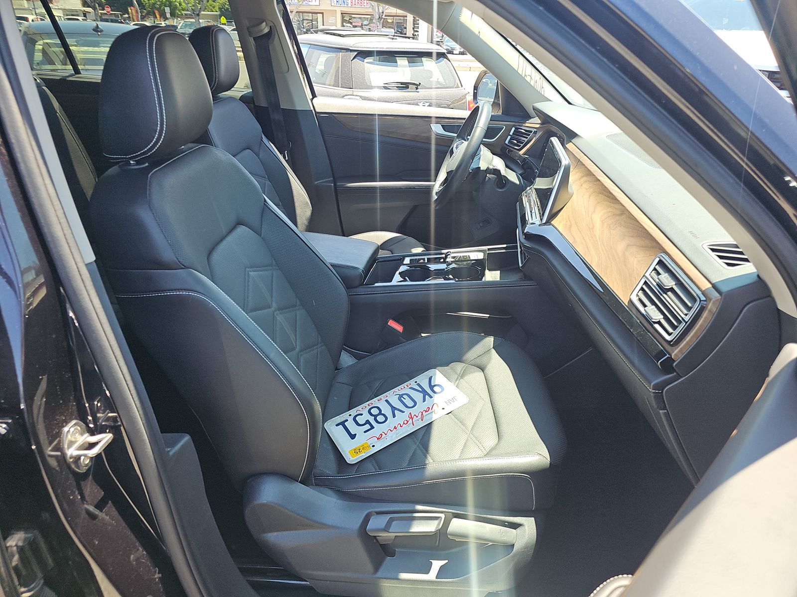 2024 Volkswagen Atlas 2.0T SE FWD