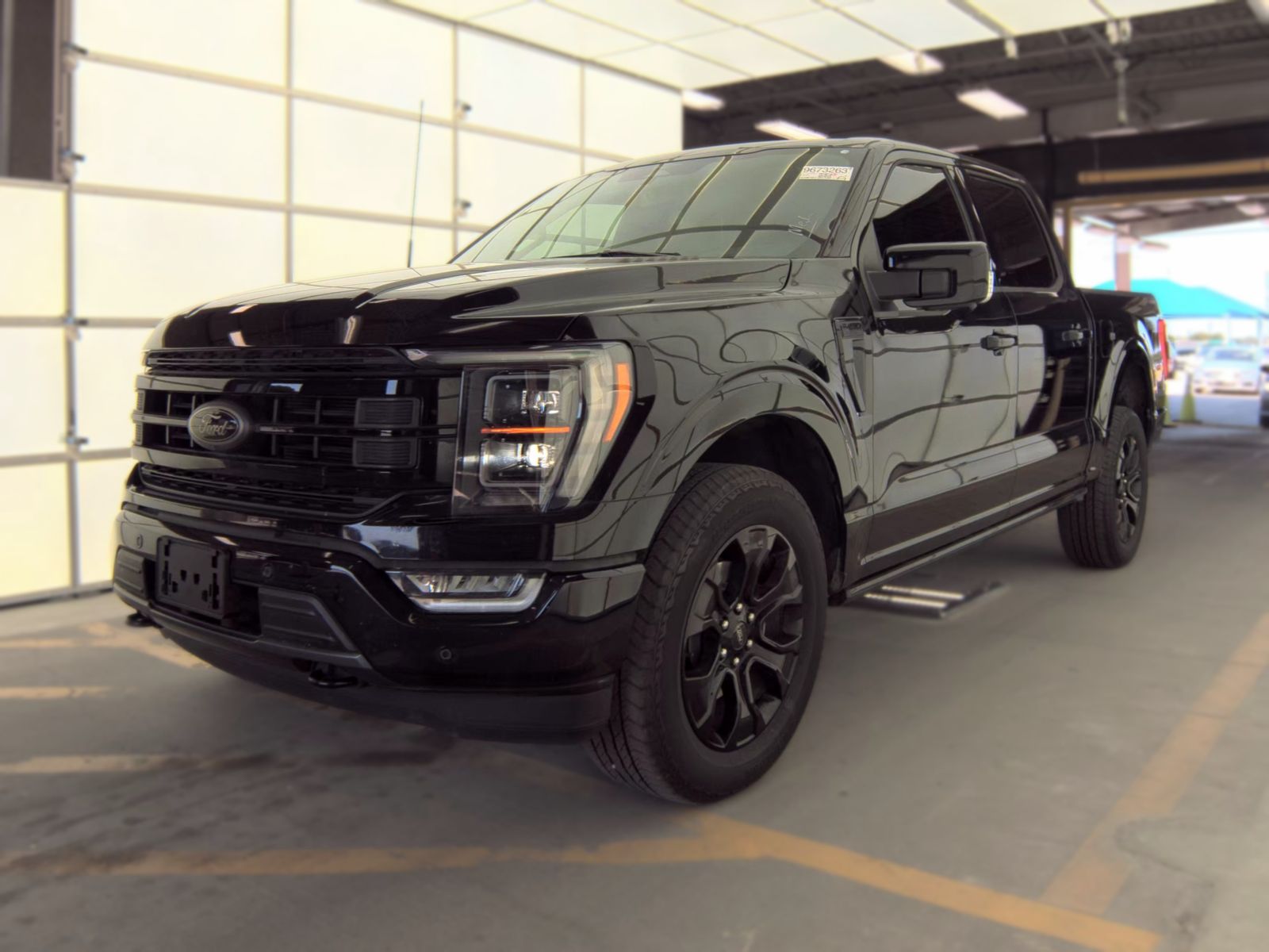 2023 Ford F-150 Lariat AWD