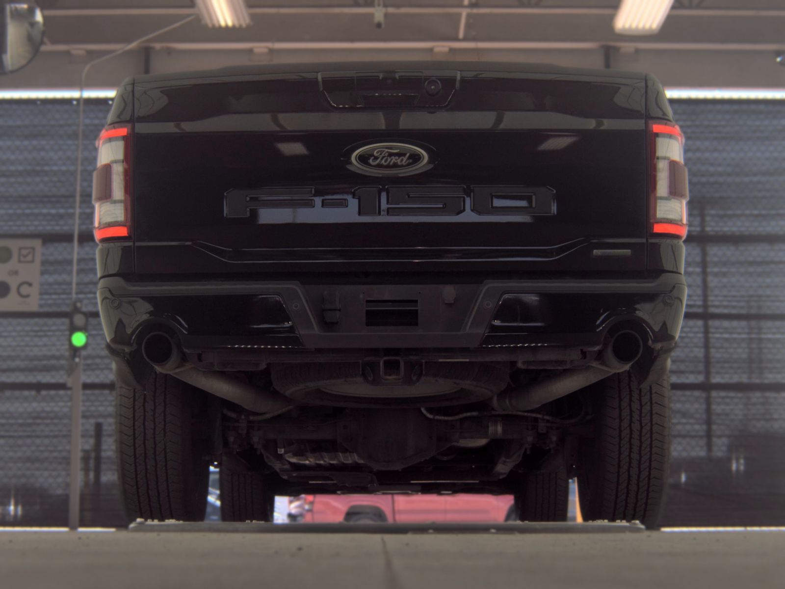 2023 Ford F-150 Lariat AWD