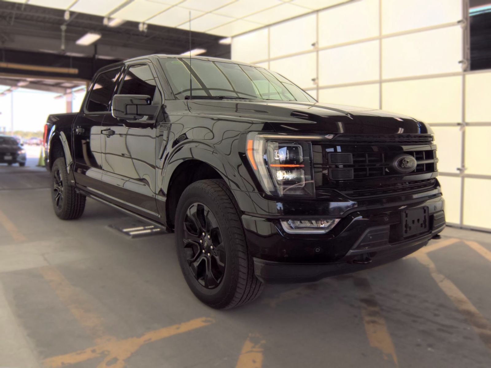 2023 Ford F-150 Lariat AWD
