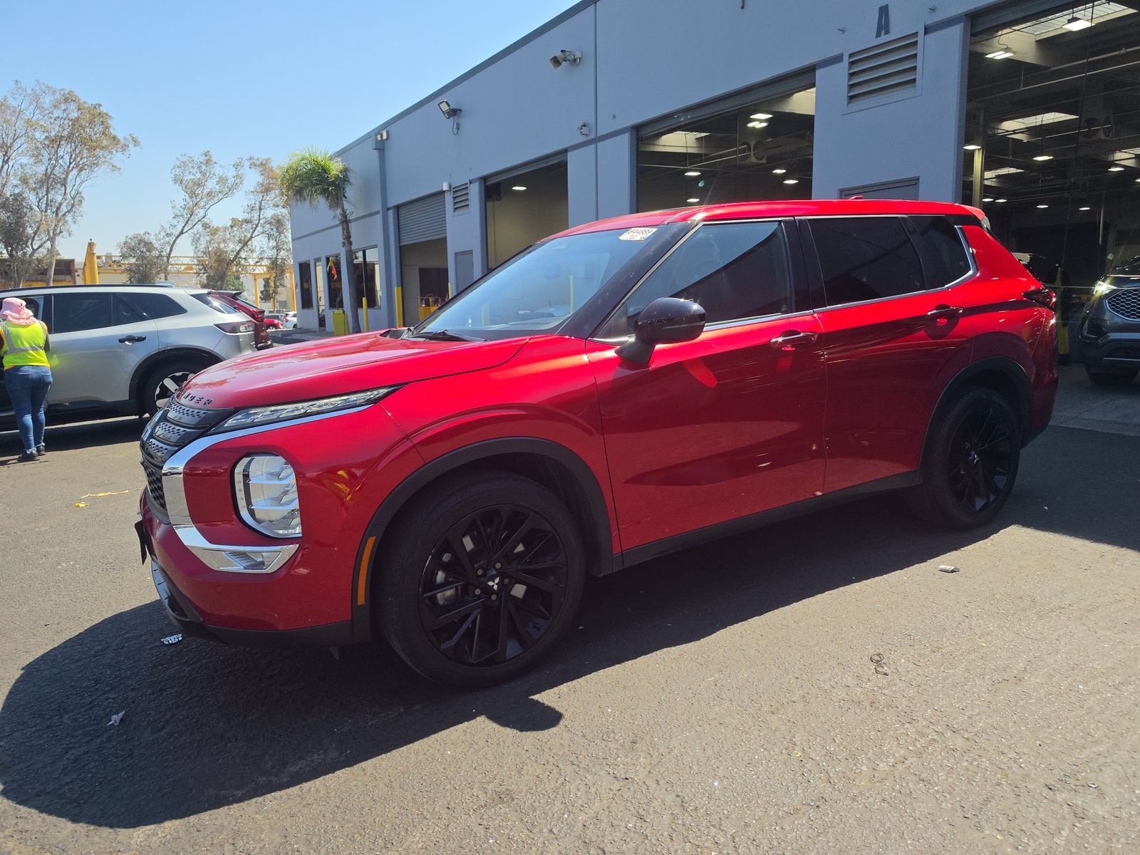 2024 Mitsubishi Outlander SE FWD
