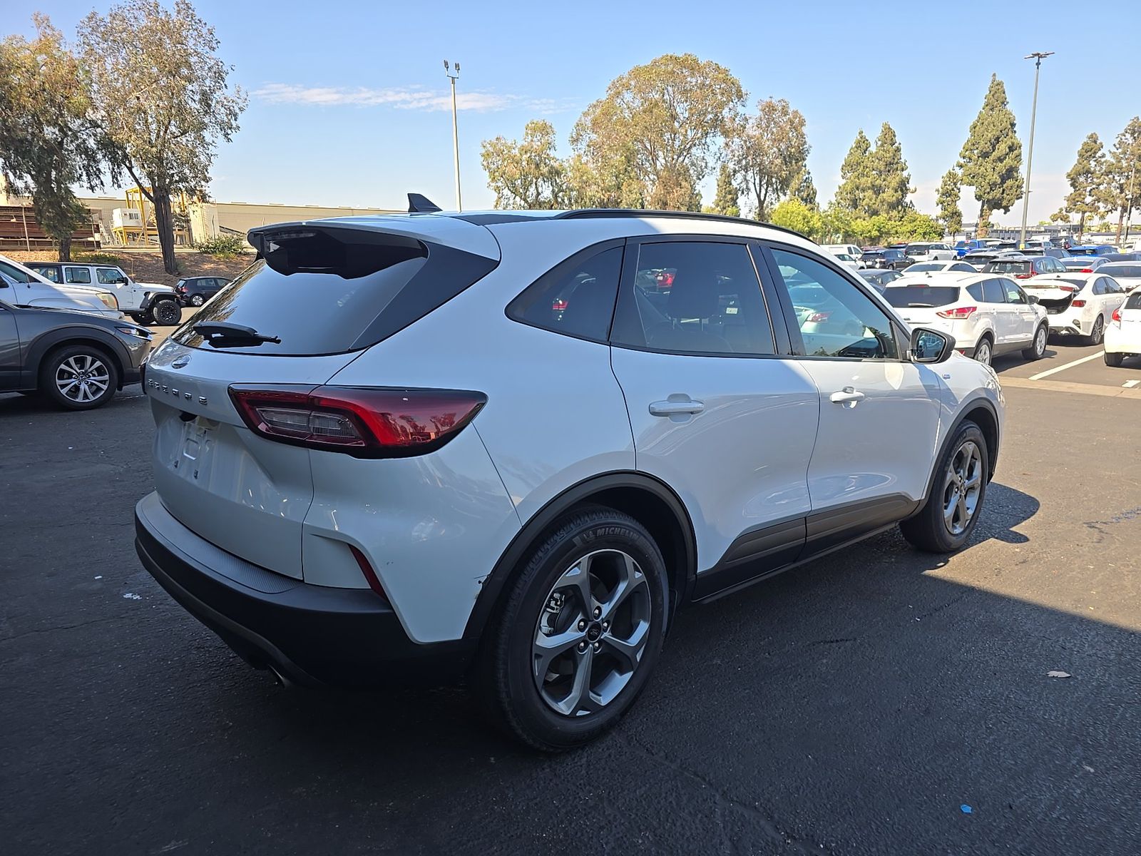 2025 Ford Escape ST-Line FWD