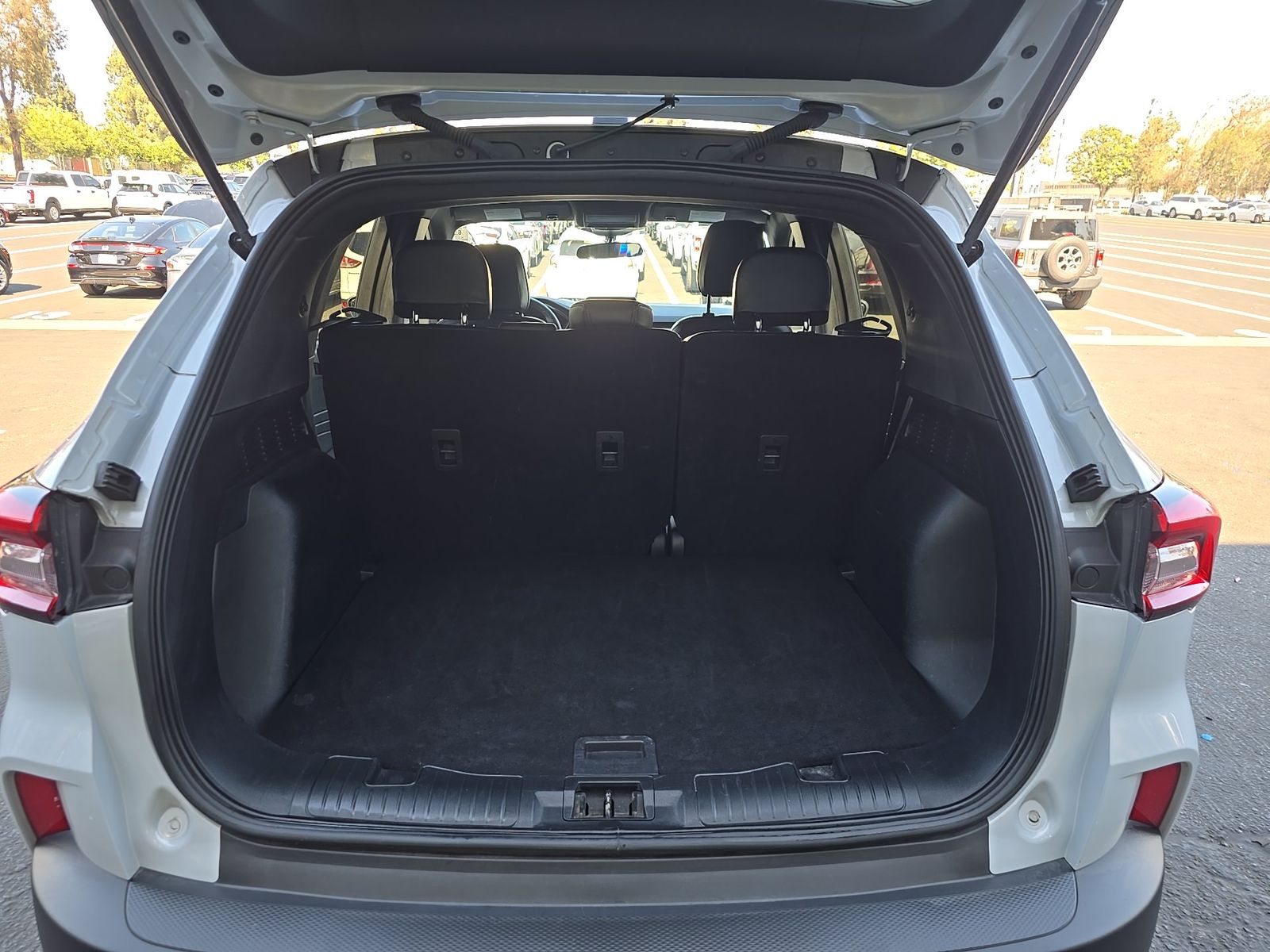 2025 Ford Escape ST-Line FWD