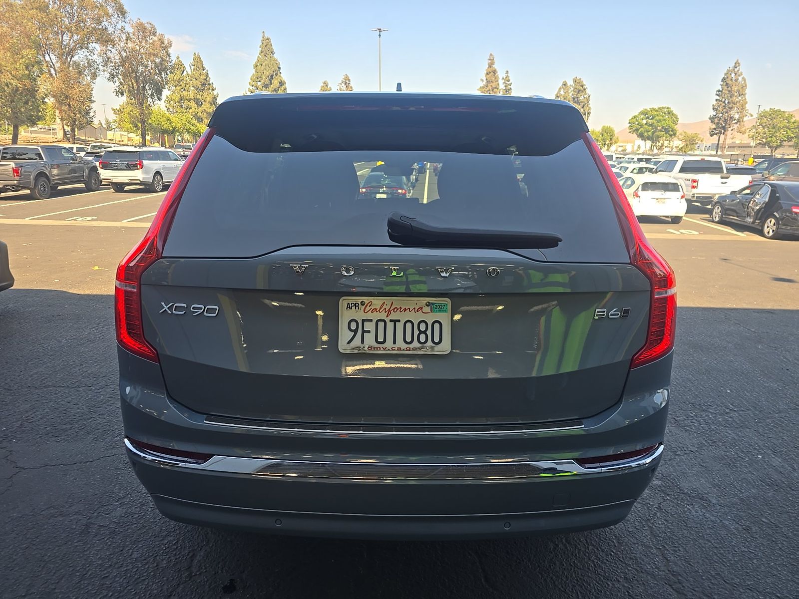 2023 Volvo XC90 B6 Plus AWD