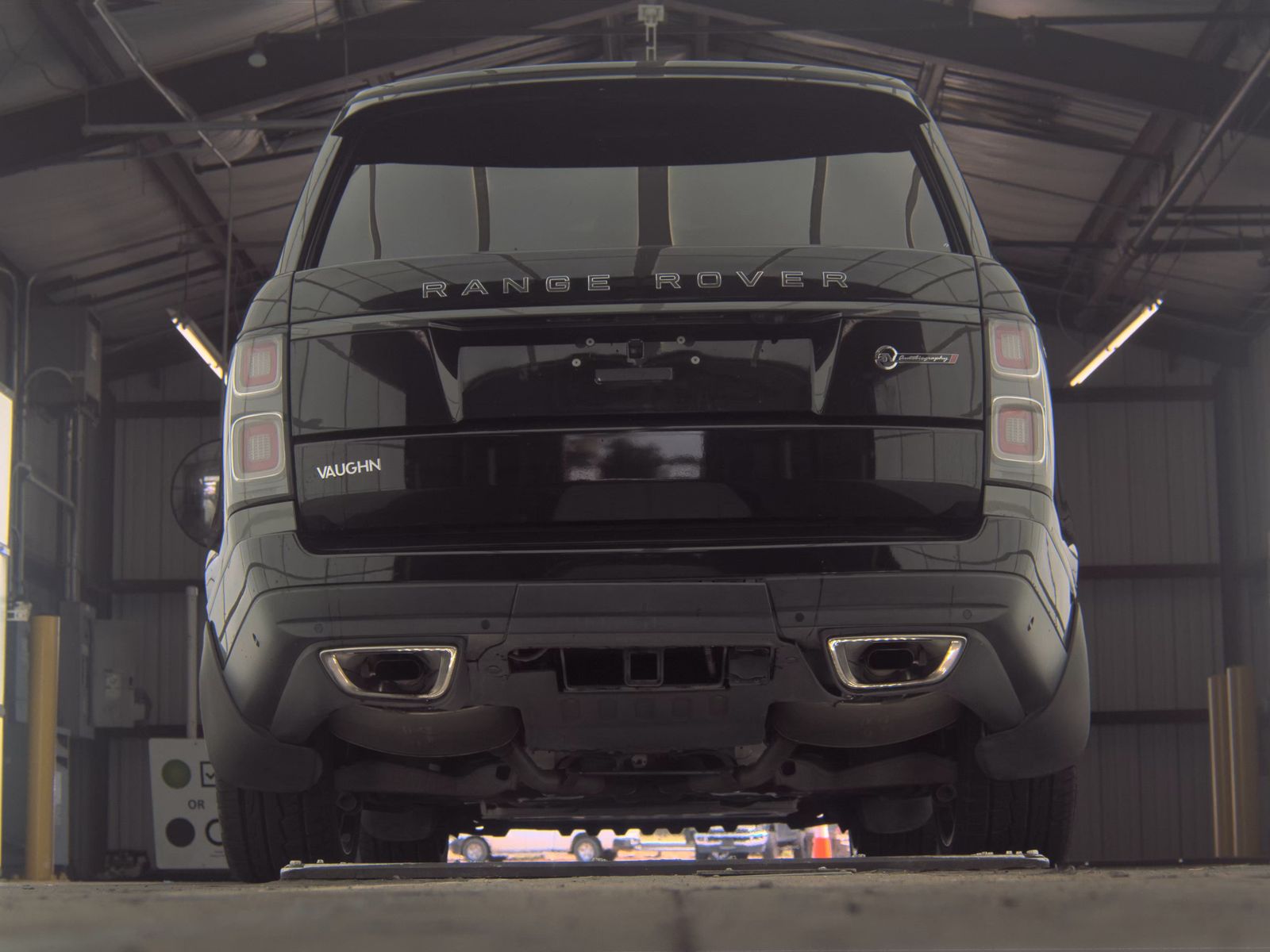 2022 Land Rover Range Rover SV Autobiography Dynamic AWD
