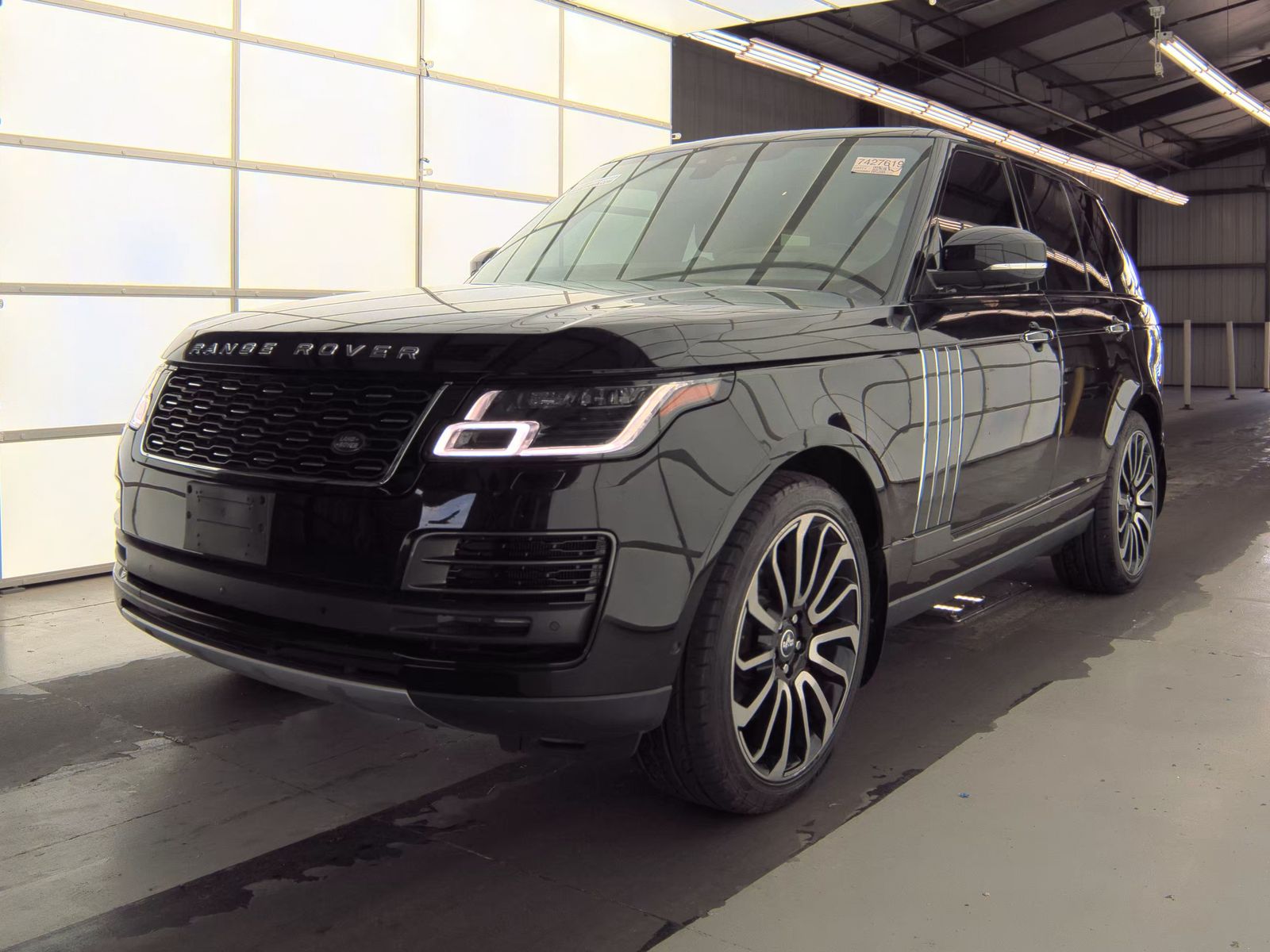 2022 Land Rover Range Rover SV Autobiography Dynamic AWD