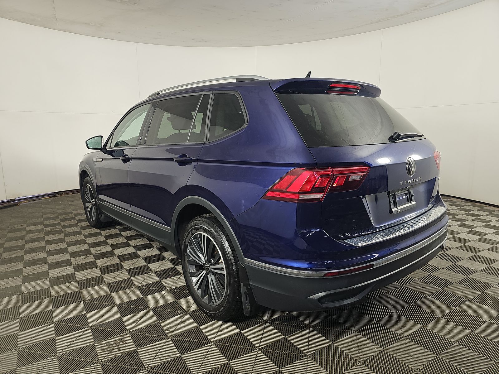 2024 Volkswagen Tiguan 2.0T Wolfsburg Edition FWD