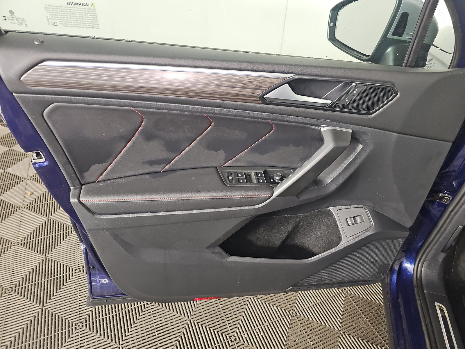 2024 Volkswagen Tiguan 2.0T Wolfsburg Edition FWD