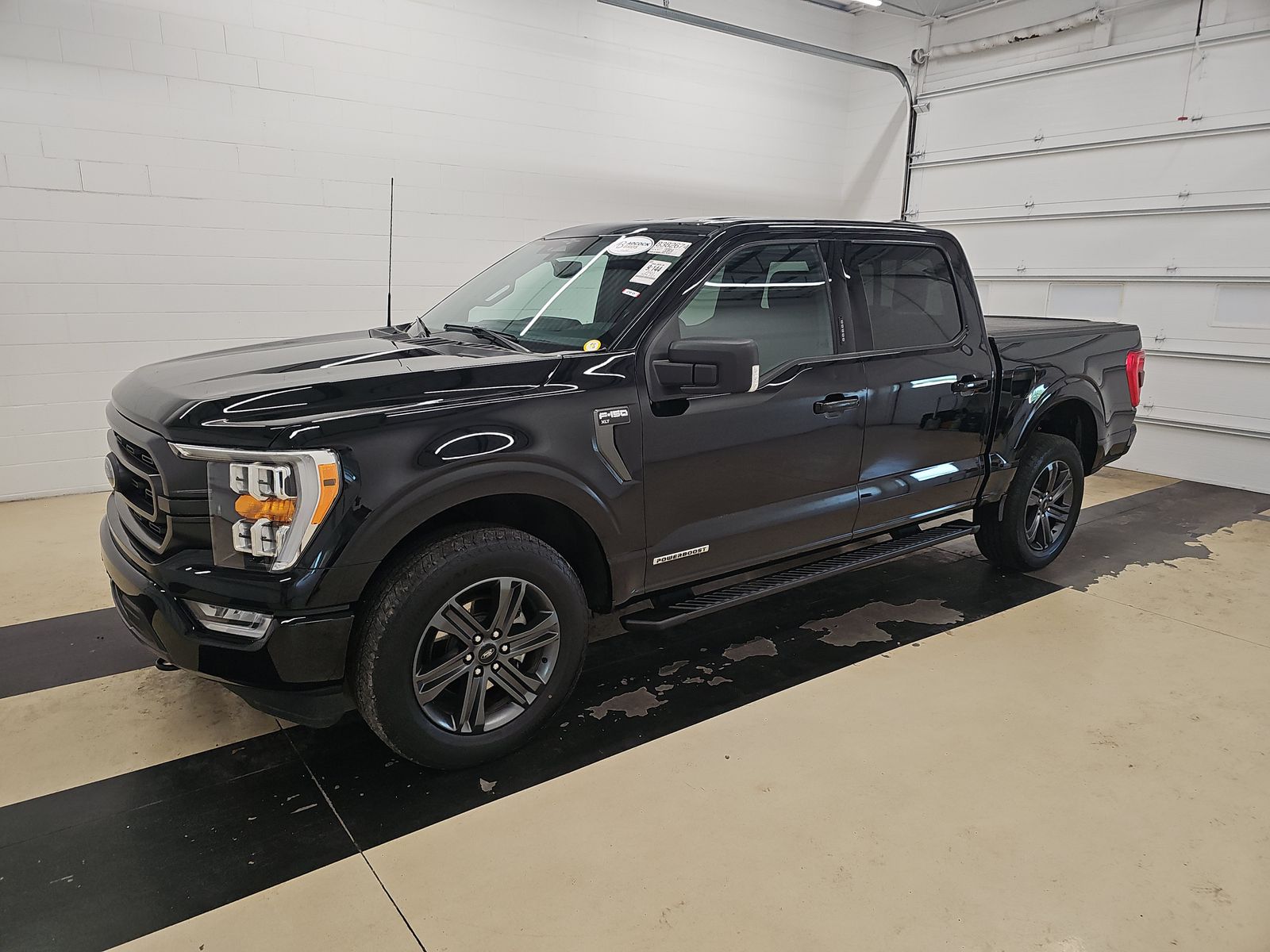 2023 Ford F-150 Hybrid XLT AWD