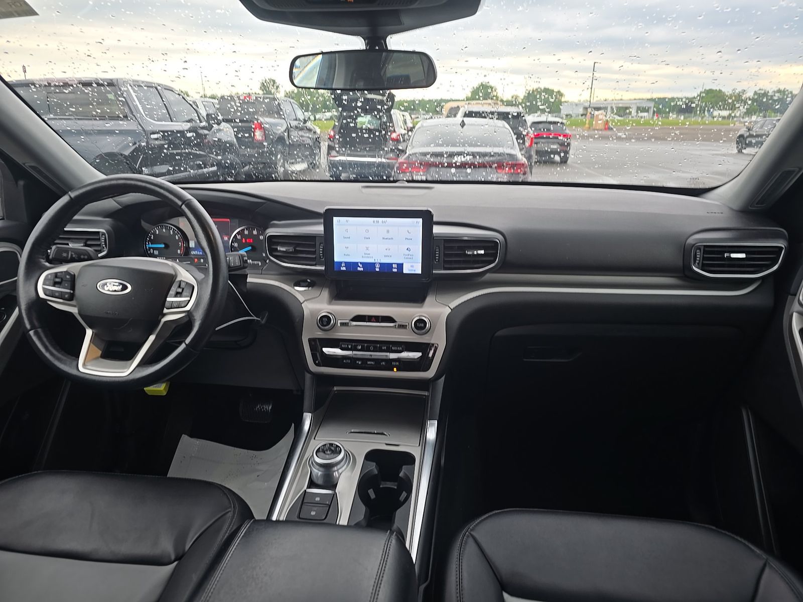 2023 Ford Explorer XLT AWD