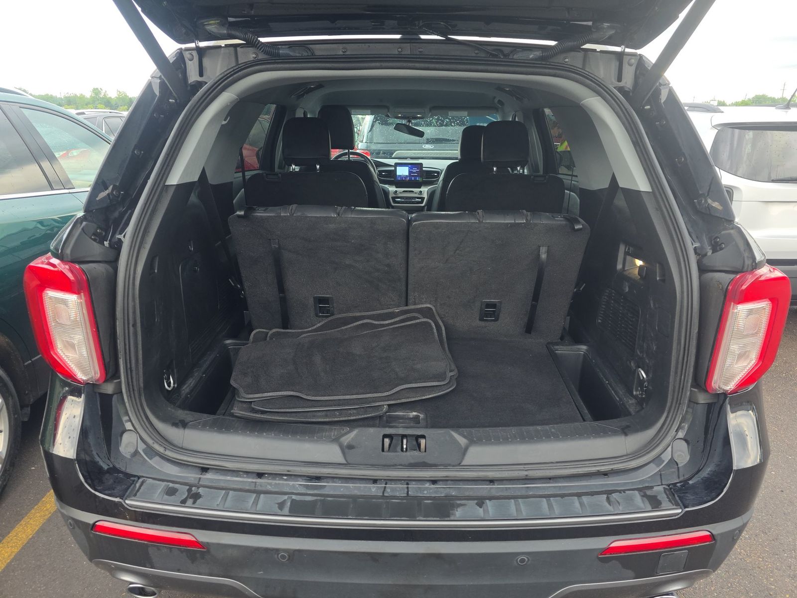 2023 Ford Explorer XLT AWD