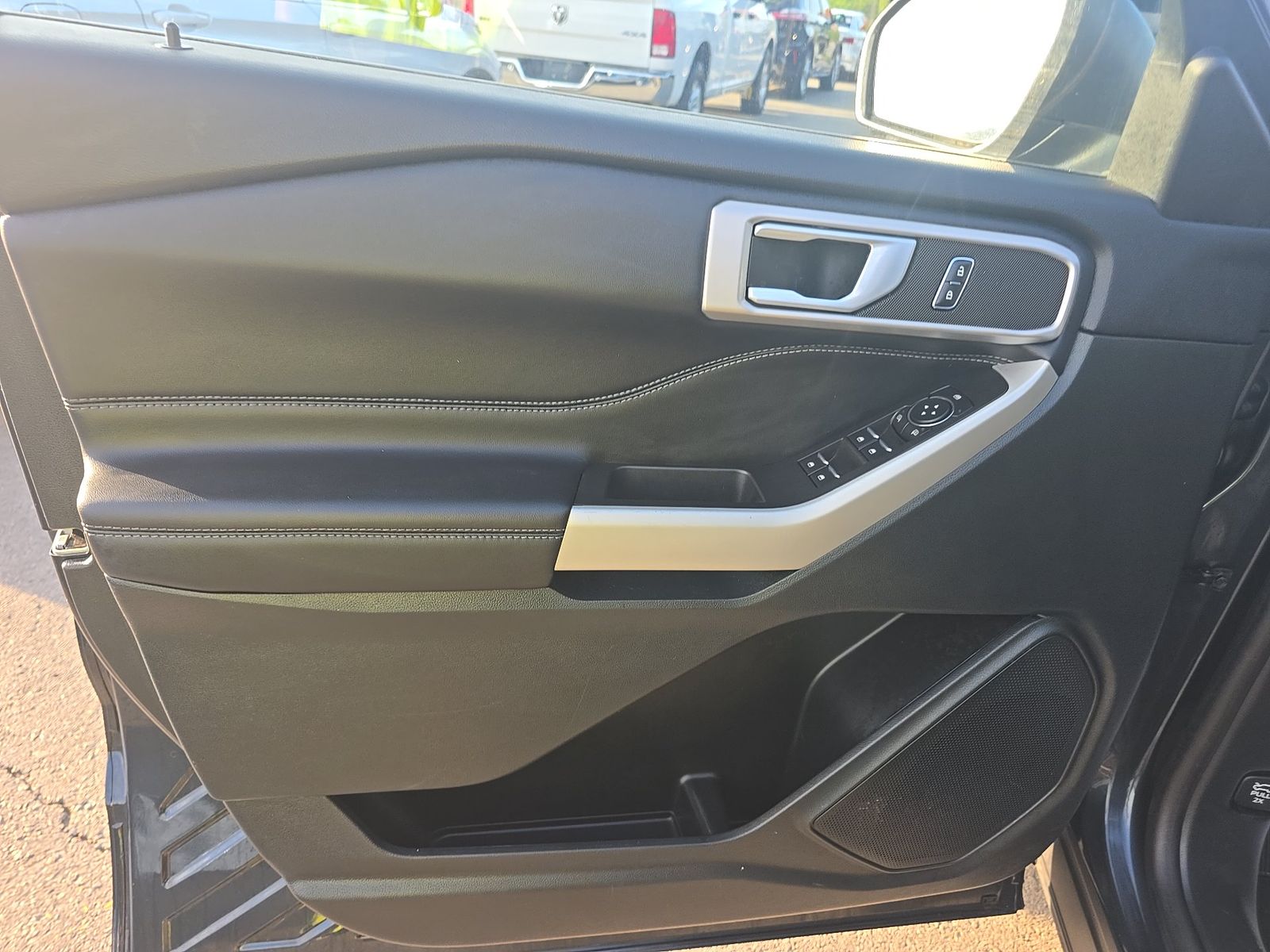 2024 Ford Explorer XLT AWD