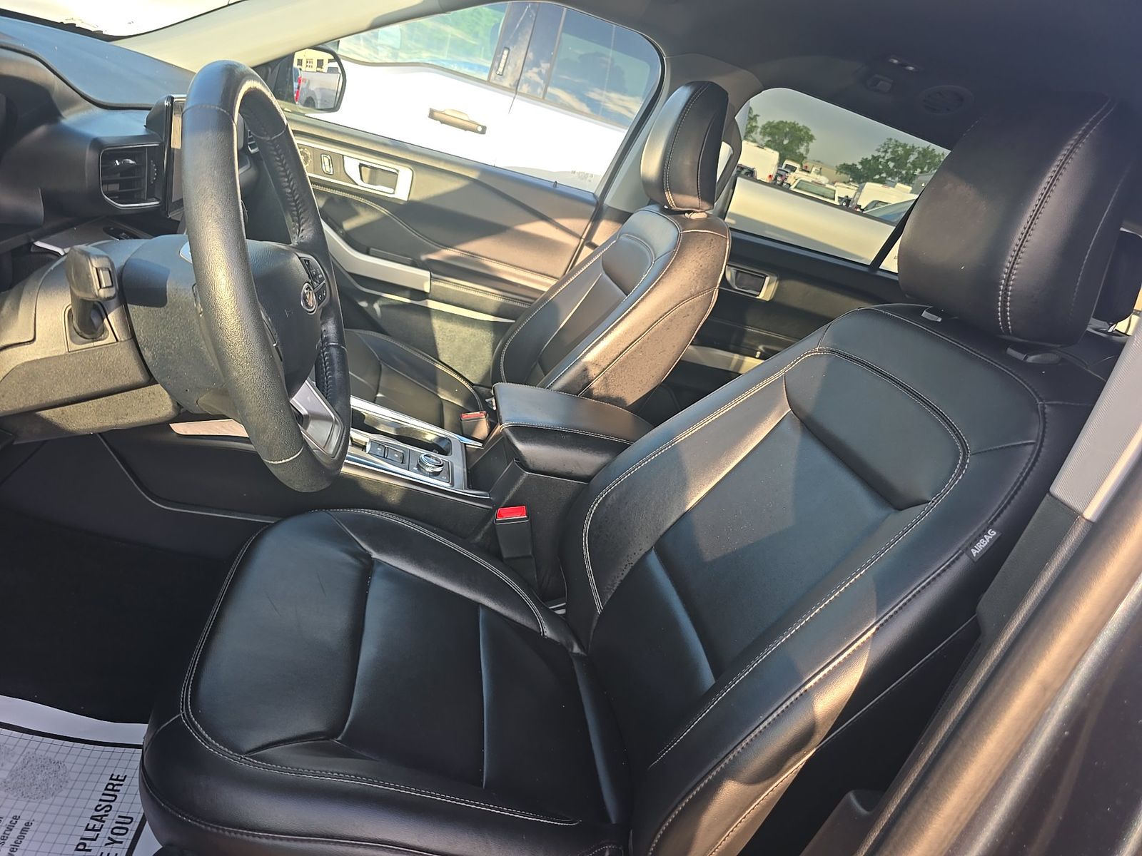 2024 Ford Explorer XLT AWD