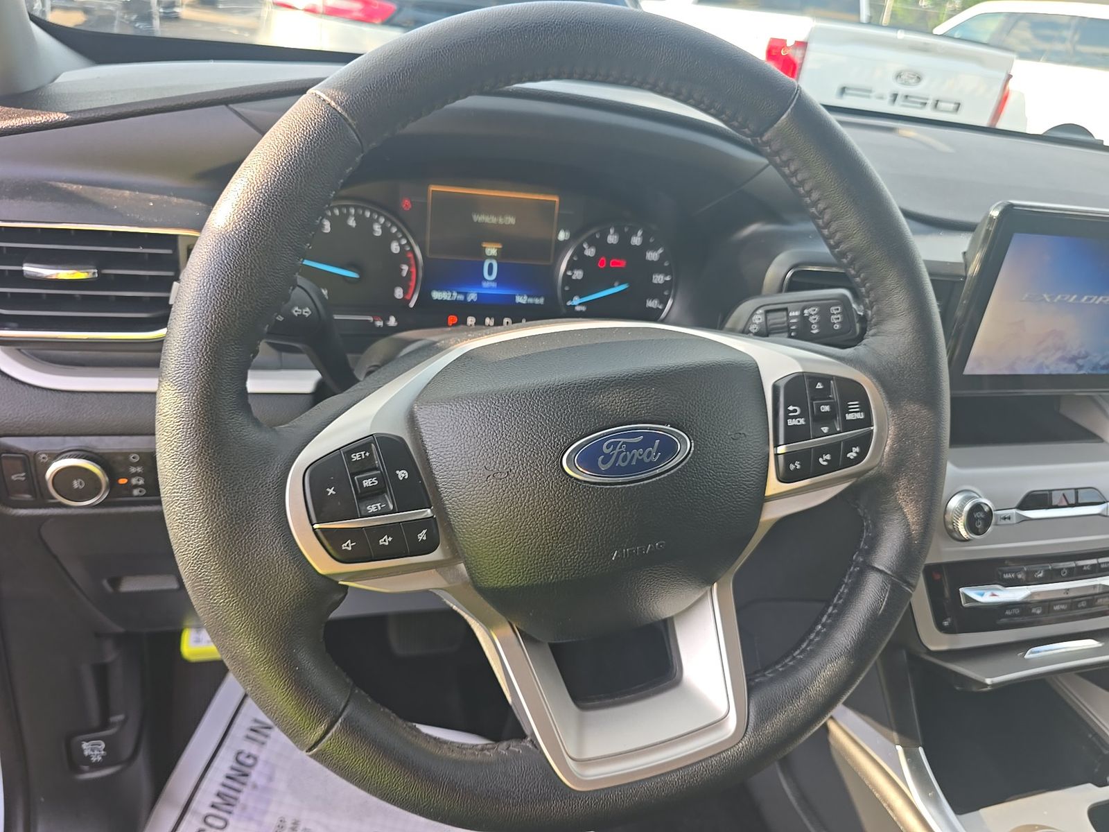 2024 Ford Explorer XLT AWD