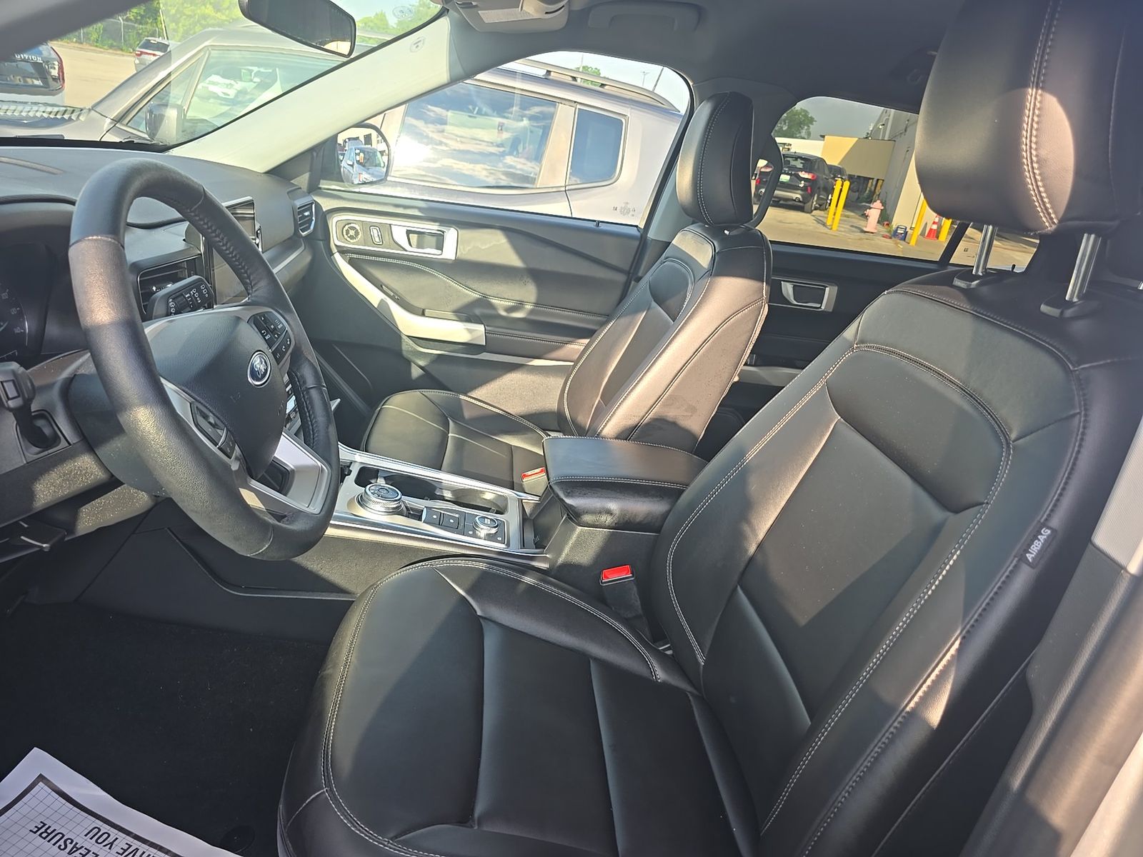 2024 Ford Explorer XLT AWD