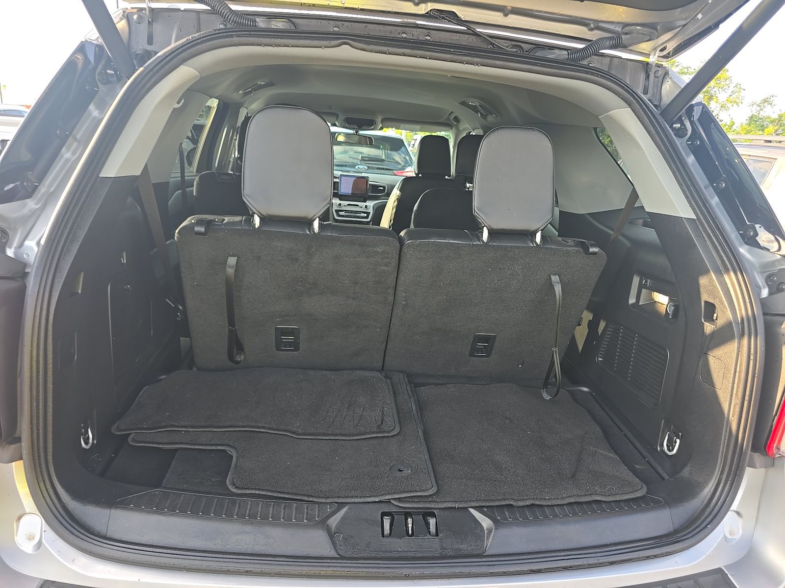 2024 Ford Explorer XLT AWD