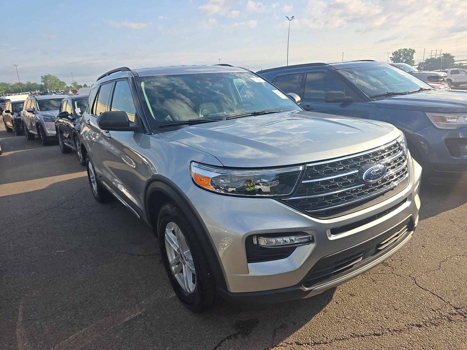 2024 Ford Explorer XLT AWD