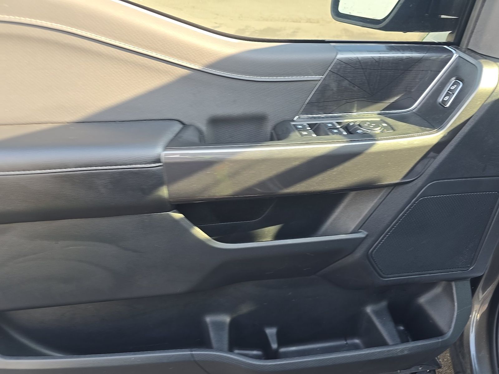 2023 Ford F-150 Hybrid XLT AWD
