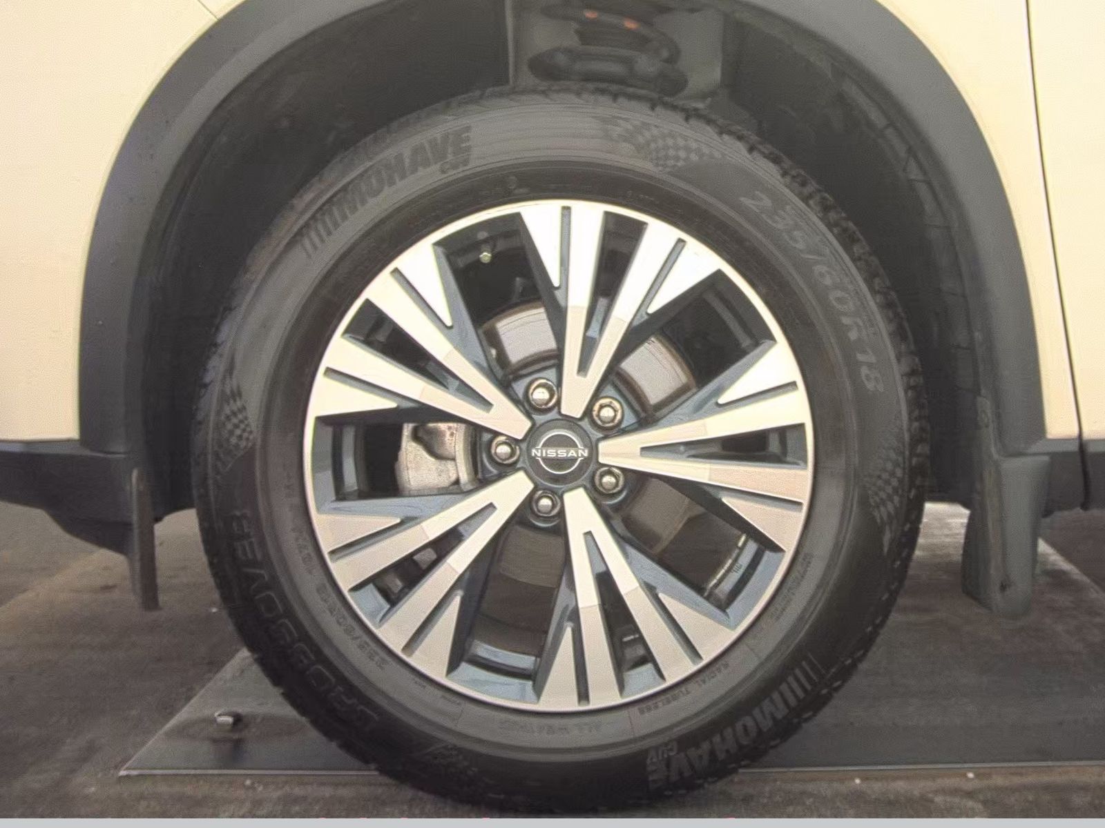2023 Nissan Rogue SV FWD