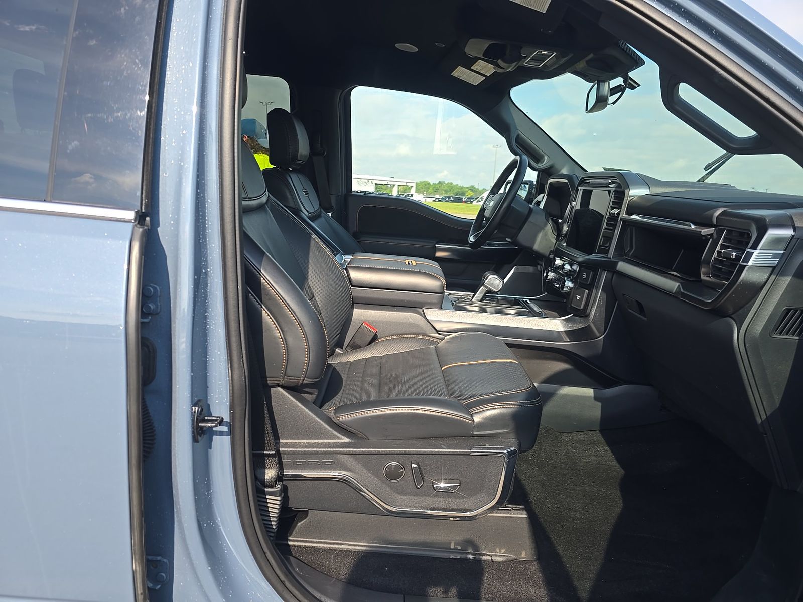 2023 Ford F-150 Hybrid Platinum AWD