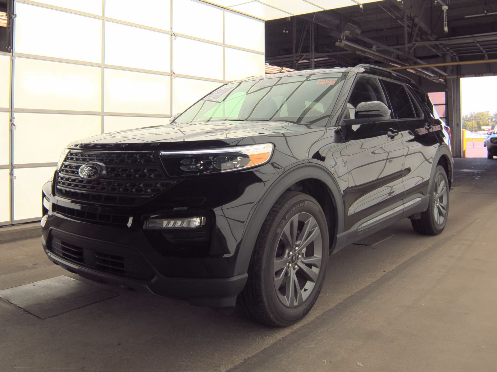 2023 Ford Explorer XLT AWD