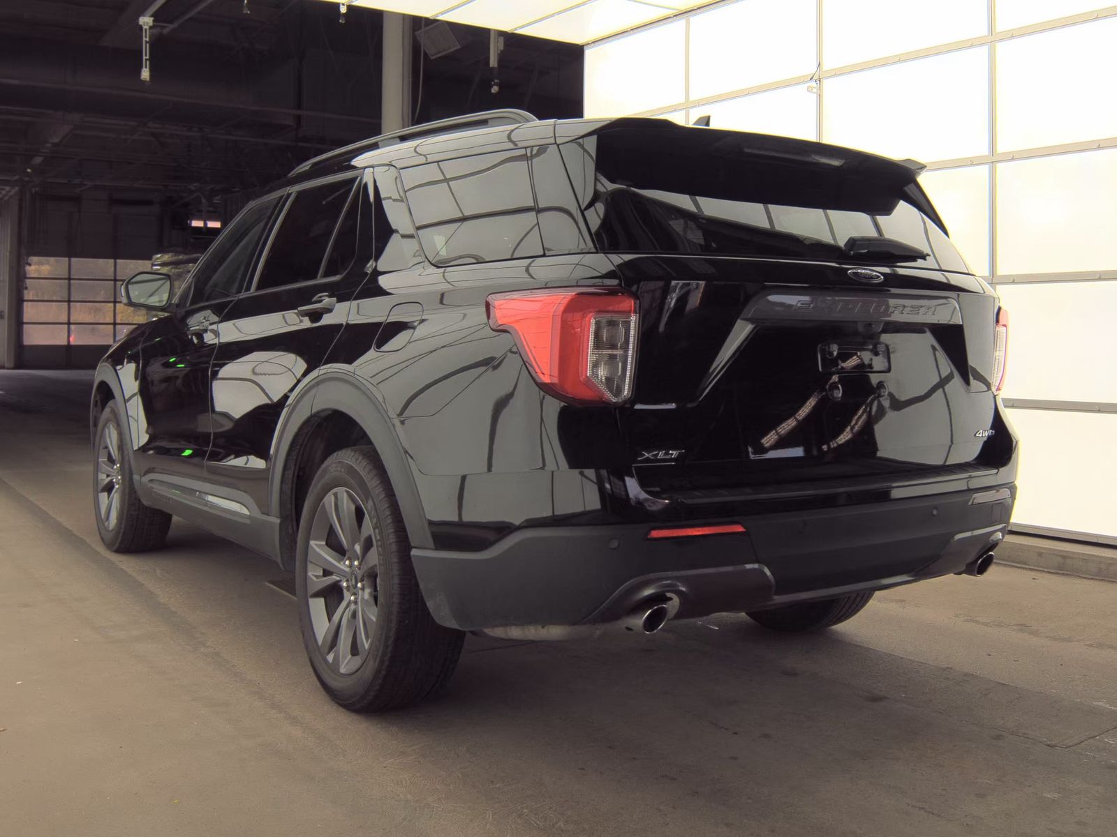 2023 Ford Explorer XLT AWD