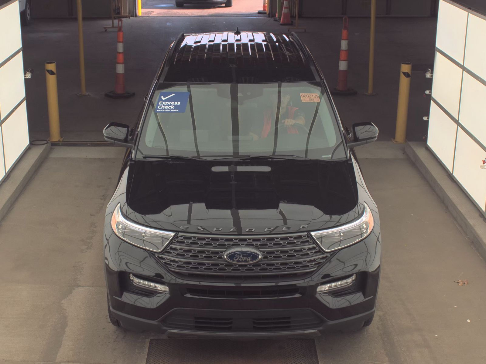 2023 Ford Explorer XLT AWD