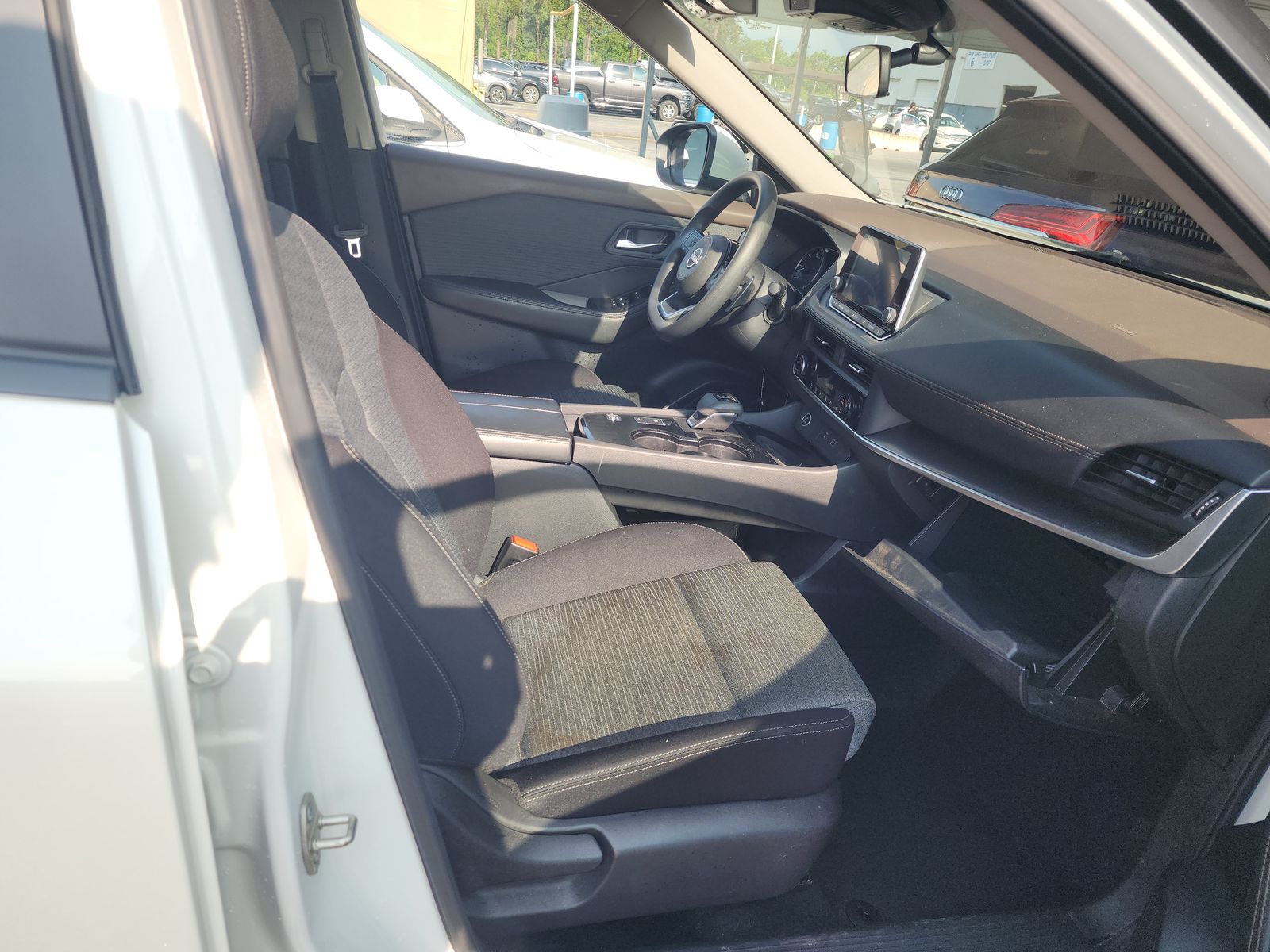 2023 Nissan Rogue SV FWD