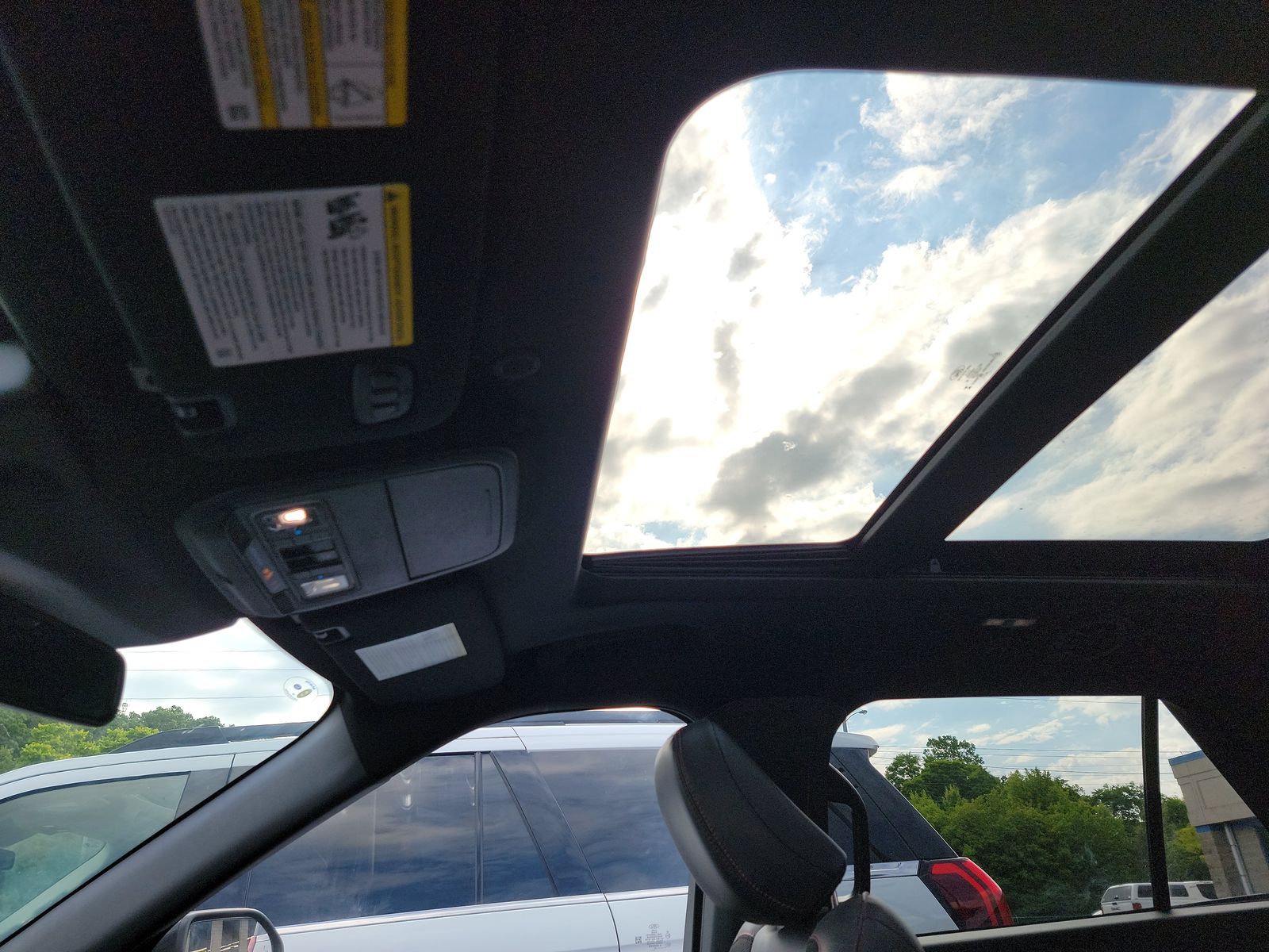 2025 Ford Explorer ST AWD