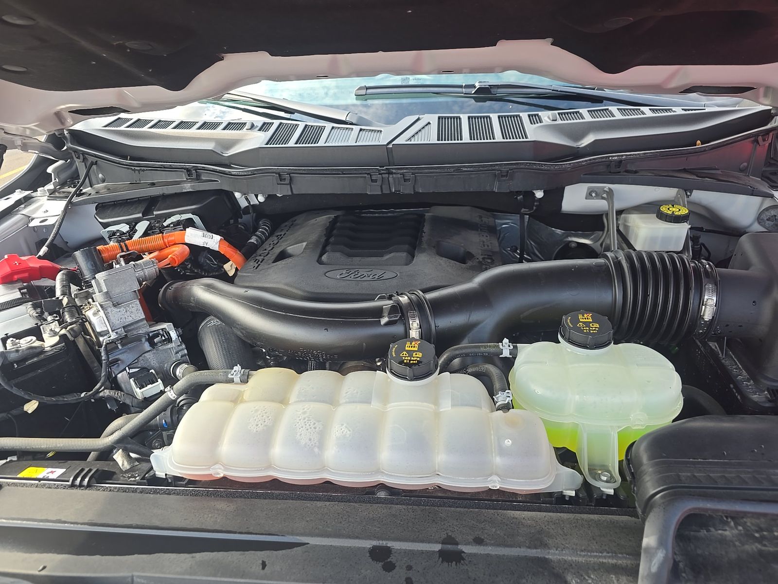 2023 Ford F-150 Hybrid XLT AWD