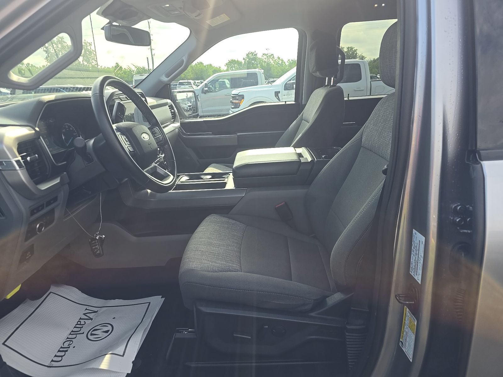 2023 Ford F-150 Hybrid XLT AWD