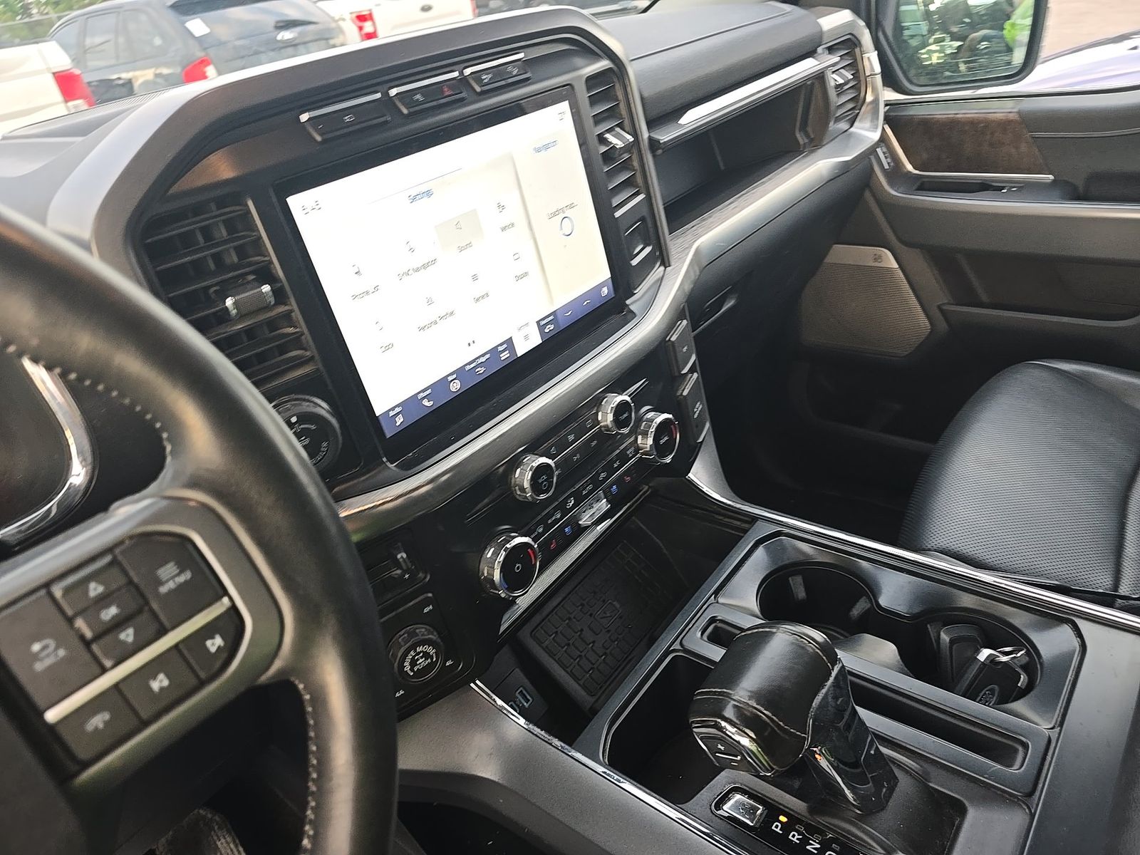 2023 Ford F-150 Lariat AWD