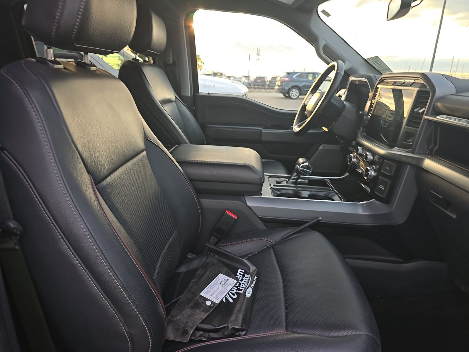 2023 Ford F-150 Lariat AWD