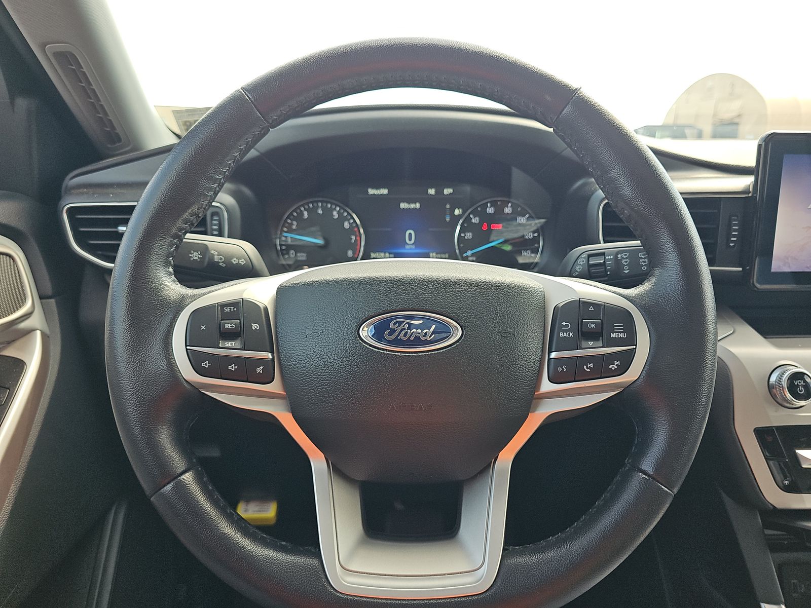2023 Ford Explorer XLT AWD