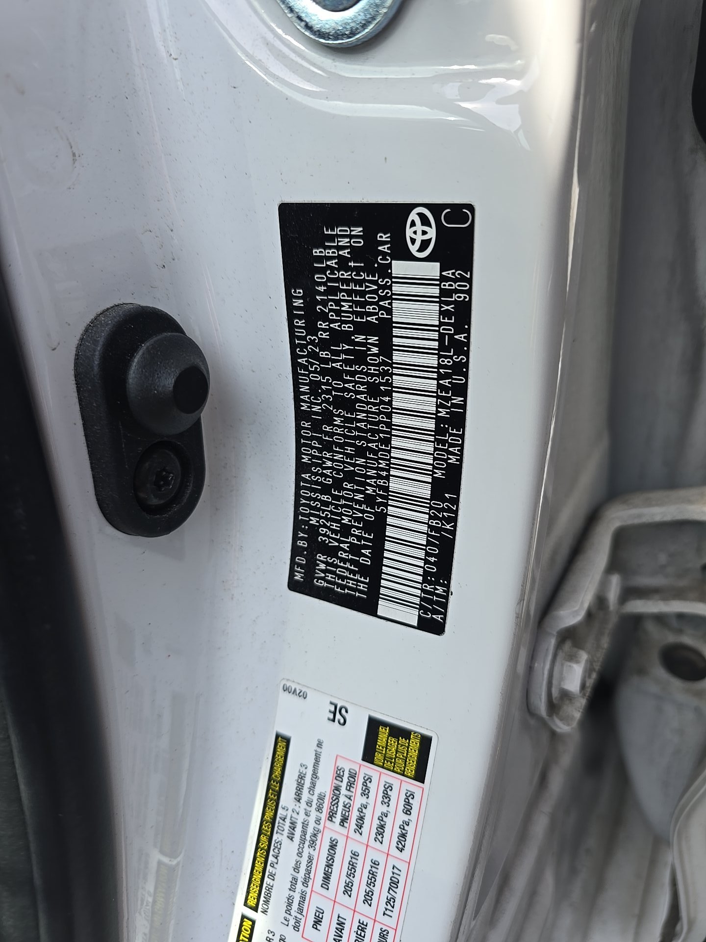 2023 Toyota Corolla LE FWD