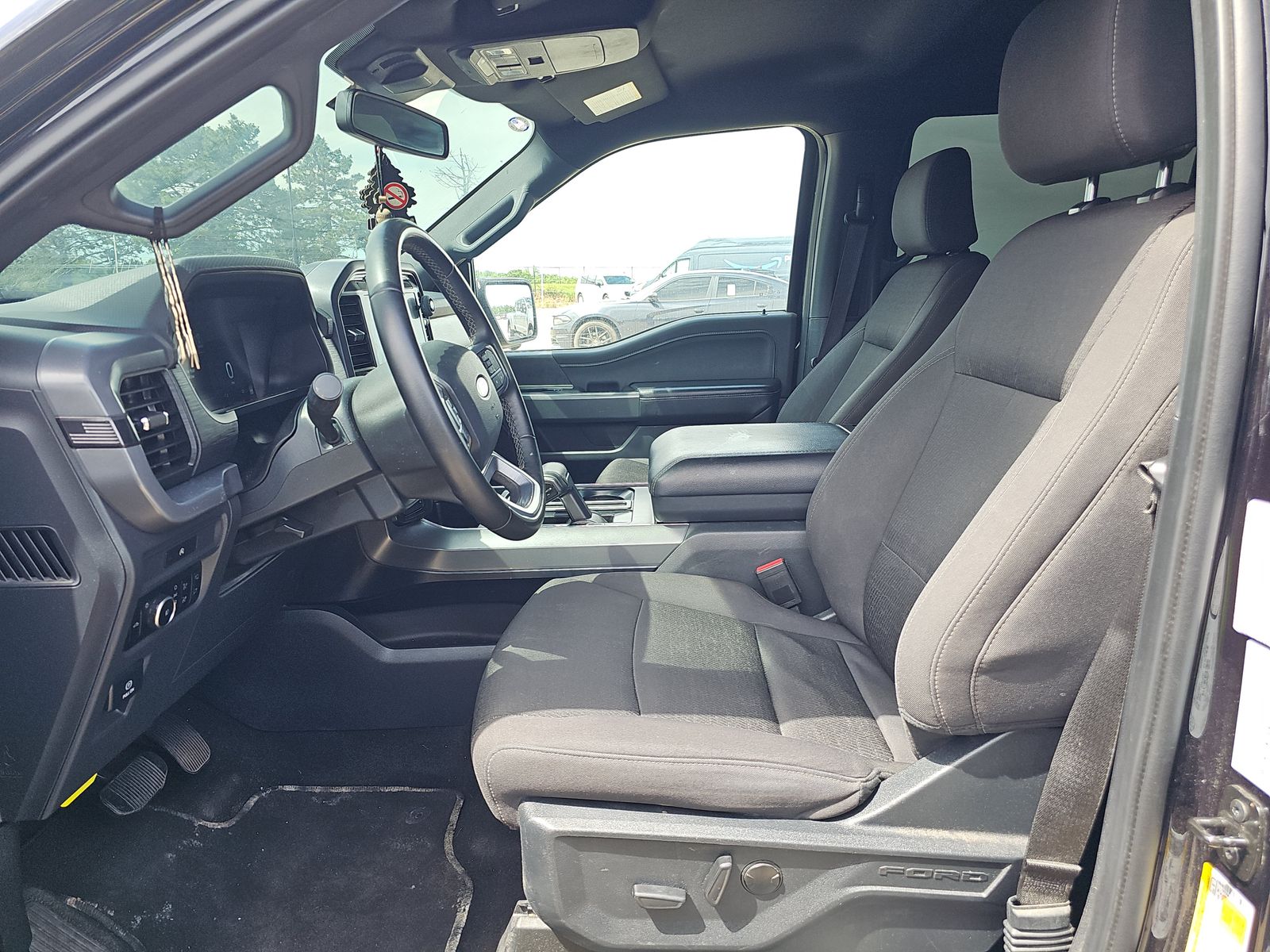 2025 Ford F-150 XLT AWD