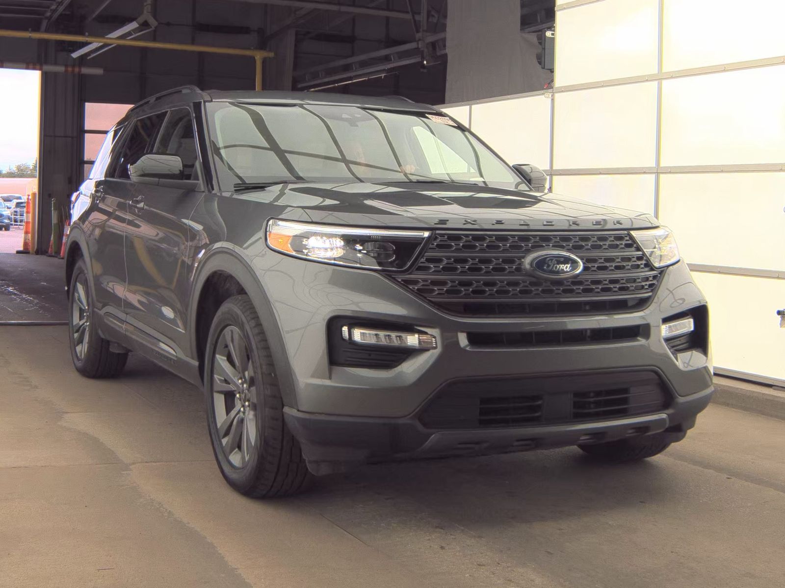 2023 Ford Explorer XLT AWD