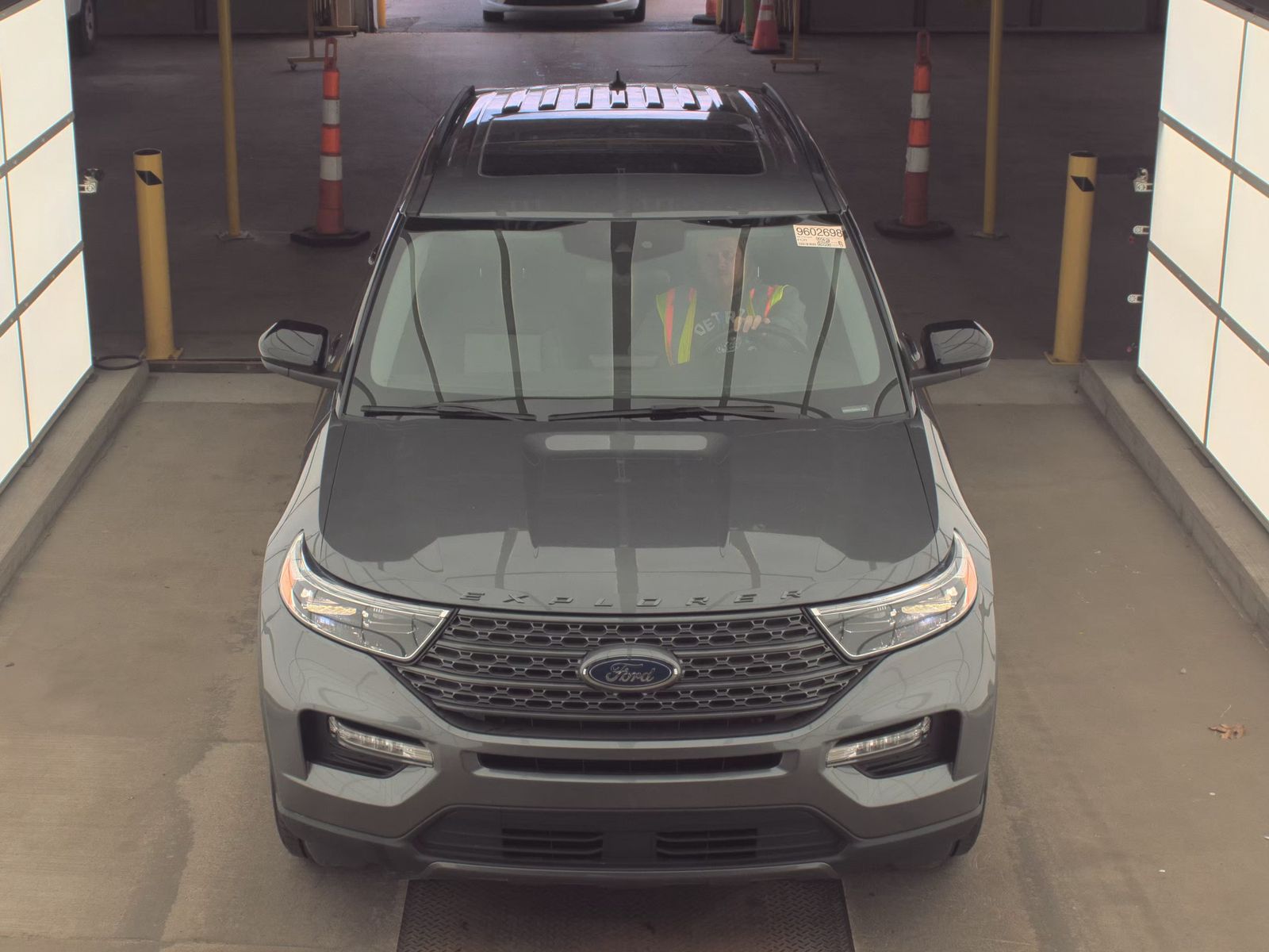 2023 Ford Explorer XLT AWD