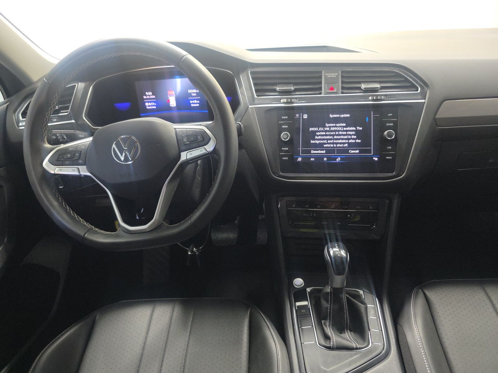 2023 Volkswagen Tiguan 2.0T SE FWD