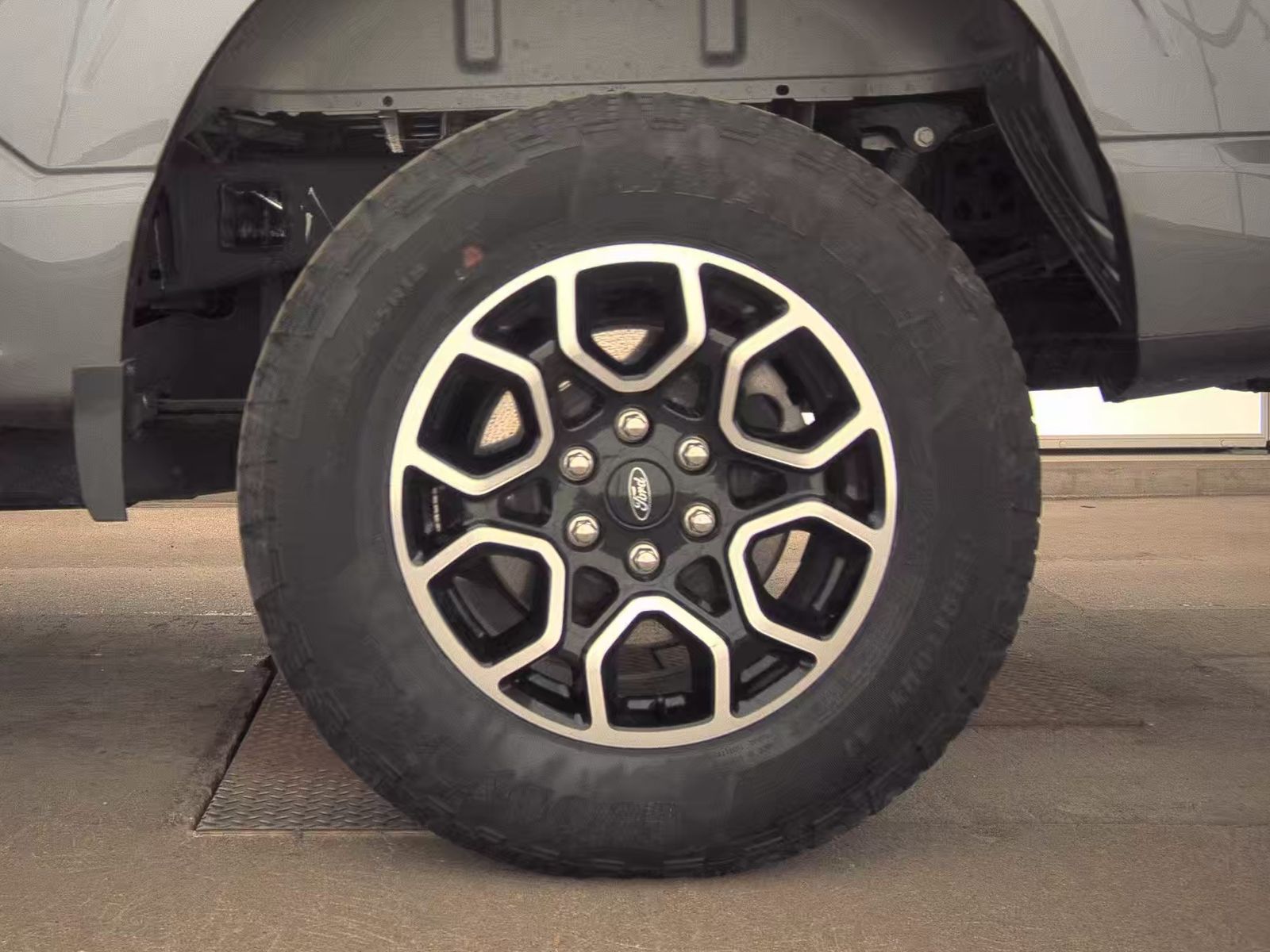 2023 Ford F-150 Hybrid XLT AWD
