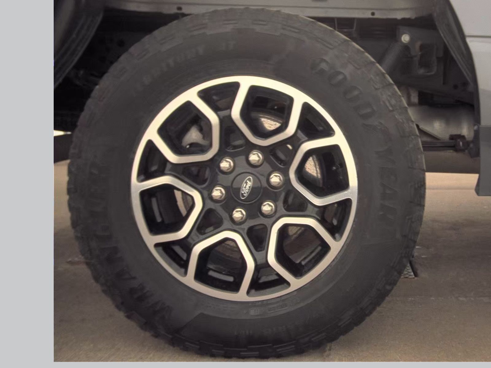 2023 Ford F-150 Hybrid XLT AWD
