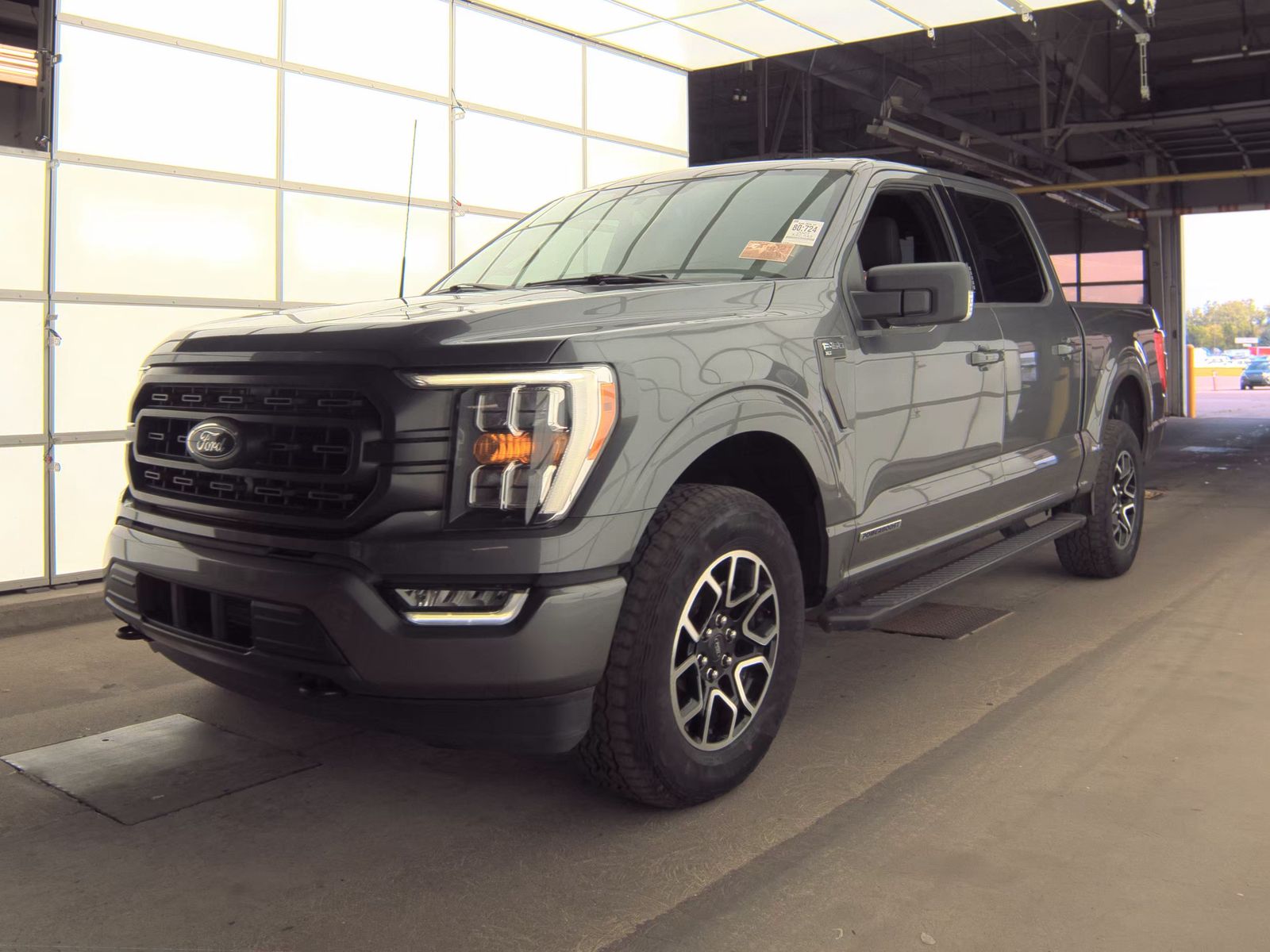 2023 Ford F-150 Hybrid XLT AWD