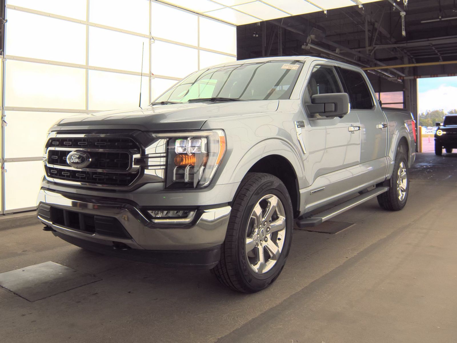 2023 Ford F-150 Hybrid XLT AWD